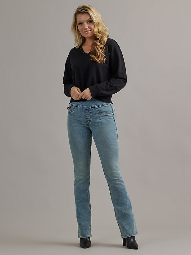 Women's Fever Bootcut Jean in Comatose