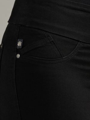 Women's Fever Capri in DNA alternative view 7