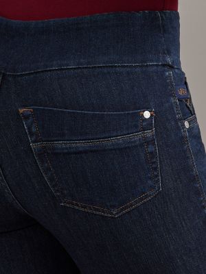 Women's Fever Capri in Heart Beat alternative view 3