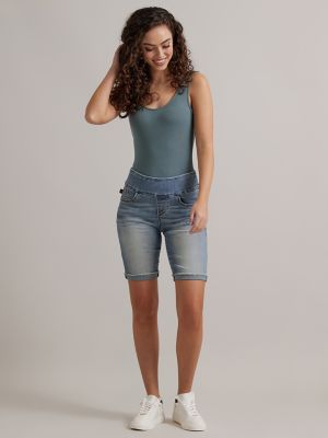 Women's Fever Bermuda Short in Funky Fresh