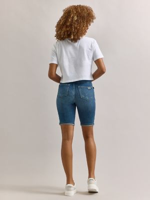 Women's Fever Bermuda Short in Whats Happening alternative view