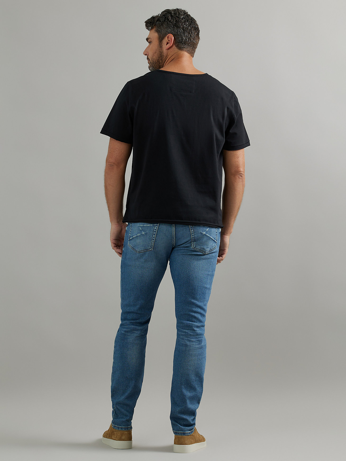 Men's Colburg Slim Fit Straight Jean in Ignition alternative view 6