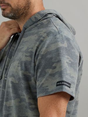 Men's Short Sleeve Hoodie in Grey Camo alternative view 3