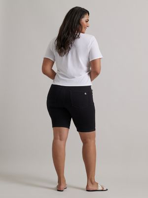Women's Fever Bermuda Short in DNA alternative view 4
