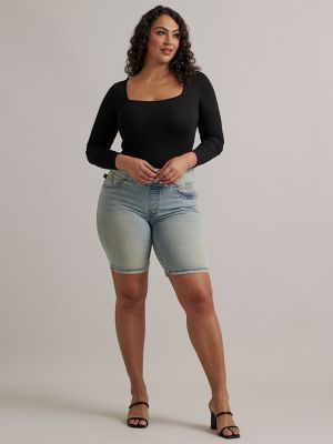 Women's Fever Bermuda Short in Around Town main view