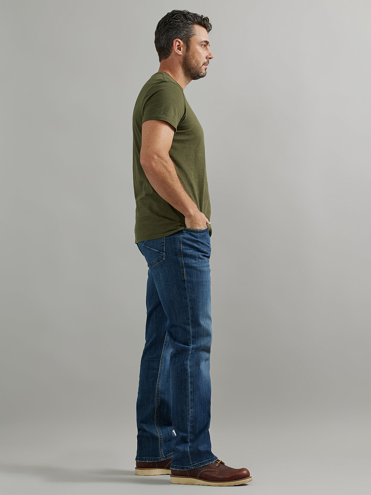 Men's Grady Relaxed Fit Straight Jean in Fade Out alternative view 7