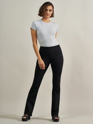 Women's Fever Bootcut Jean in DNA