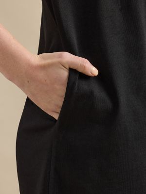 Women's T-shirt Dress in Black alternative view 3